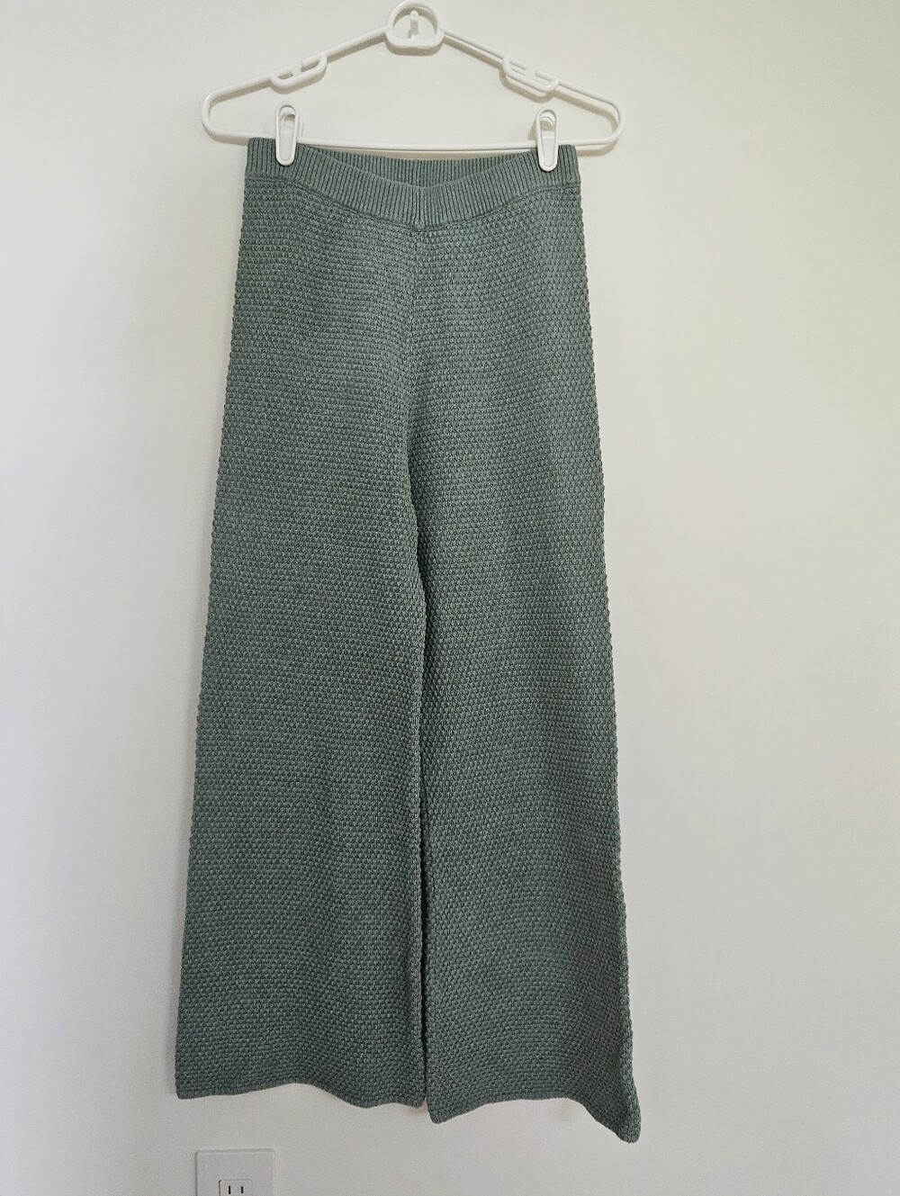 Free People Beach Hailee Sweater Set Women's XS Green Knit Lounge Top Pants - Picture 5 of 11